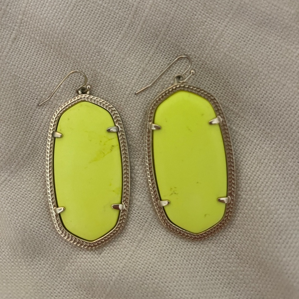 Kendra Scott Earrings Danielle